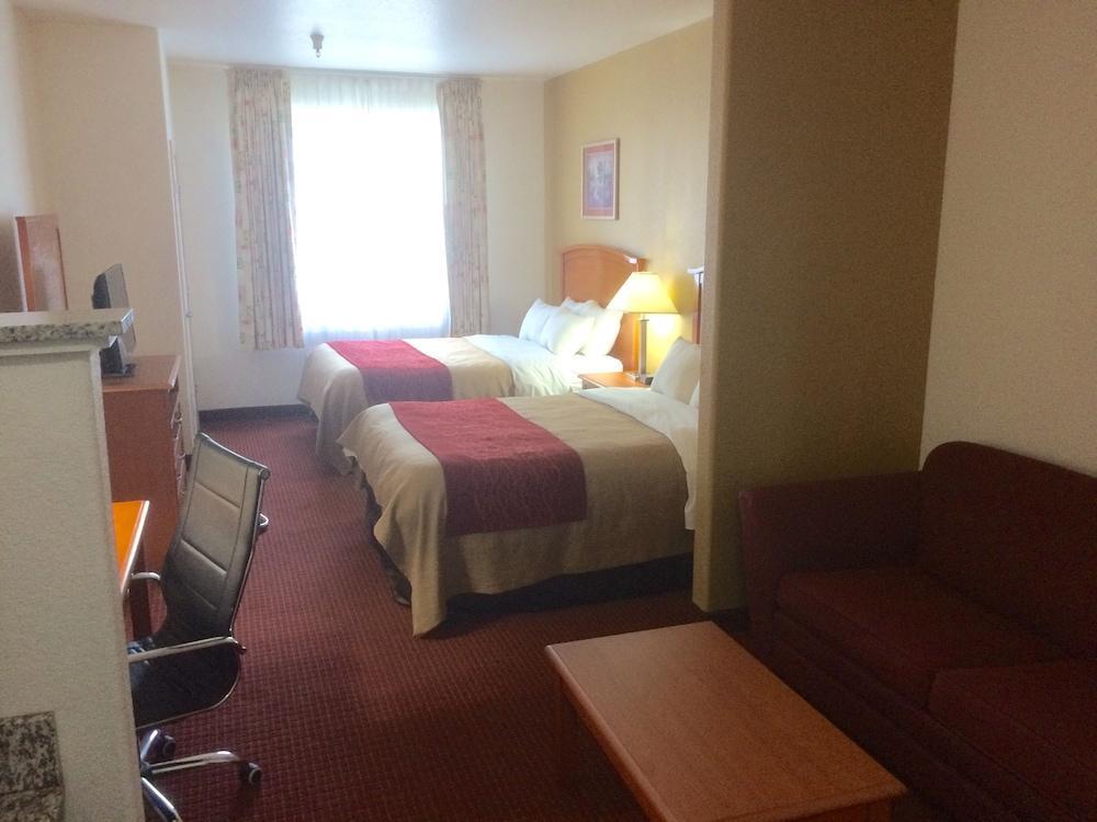 Comfort Inn & Suites Chesapeake - Portsmouth Экстерьер фото