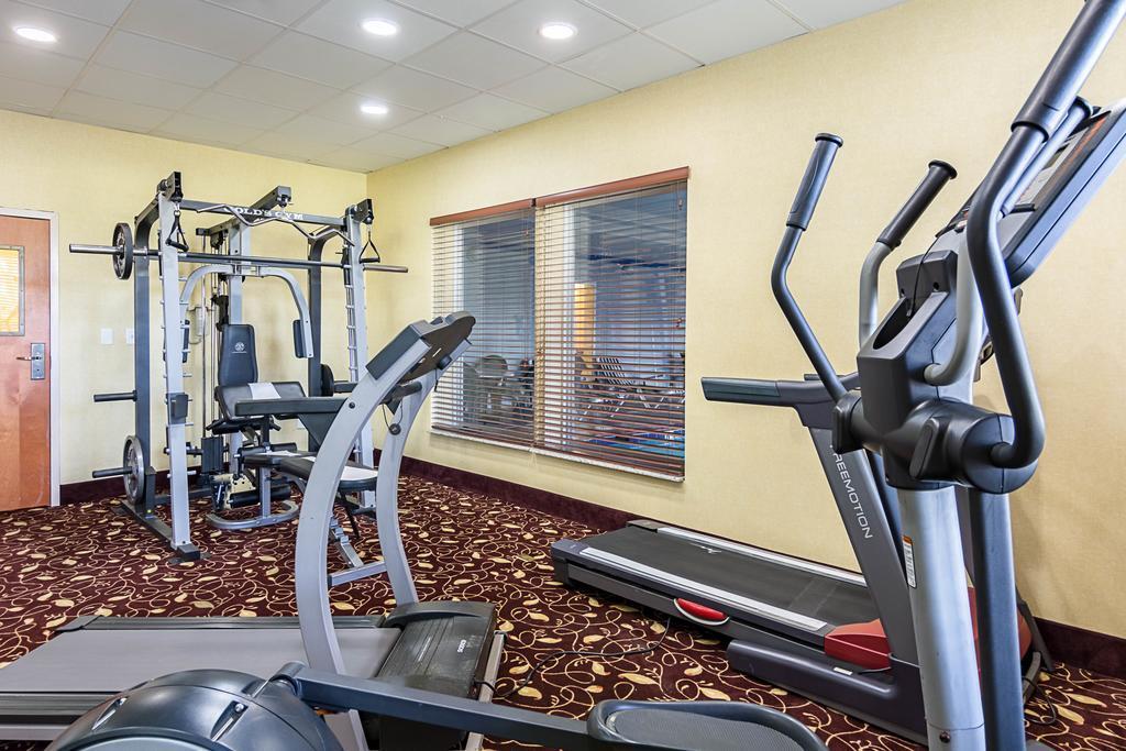 Comfort Inn & Suites Chesapeake - Portsmouth Экстерьер фото