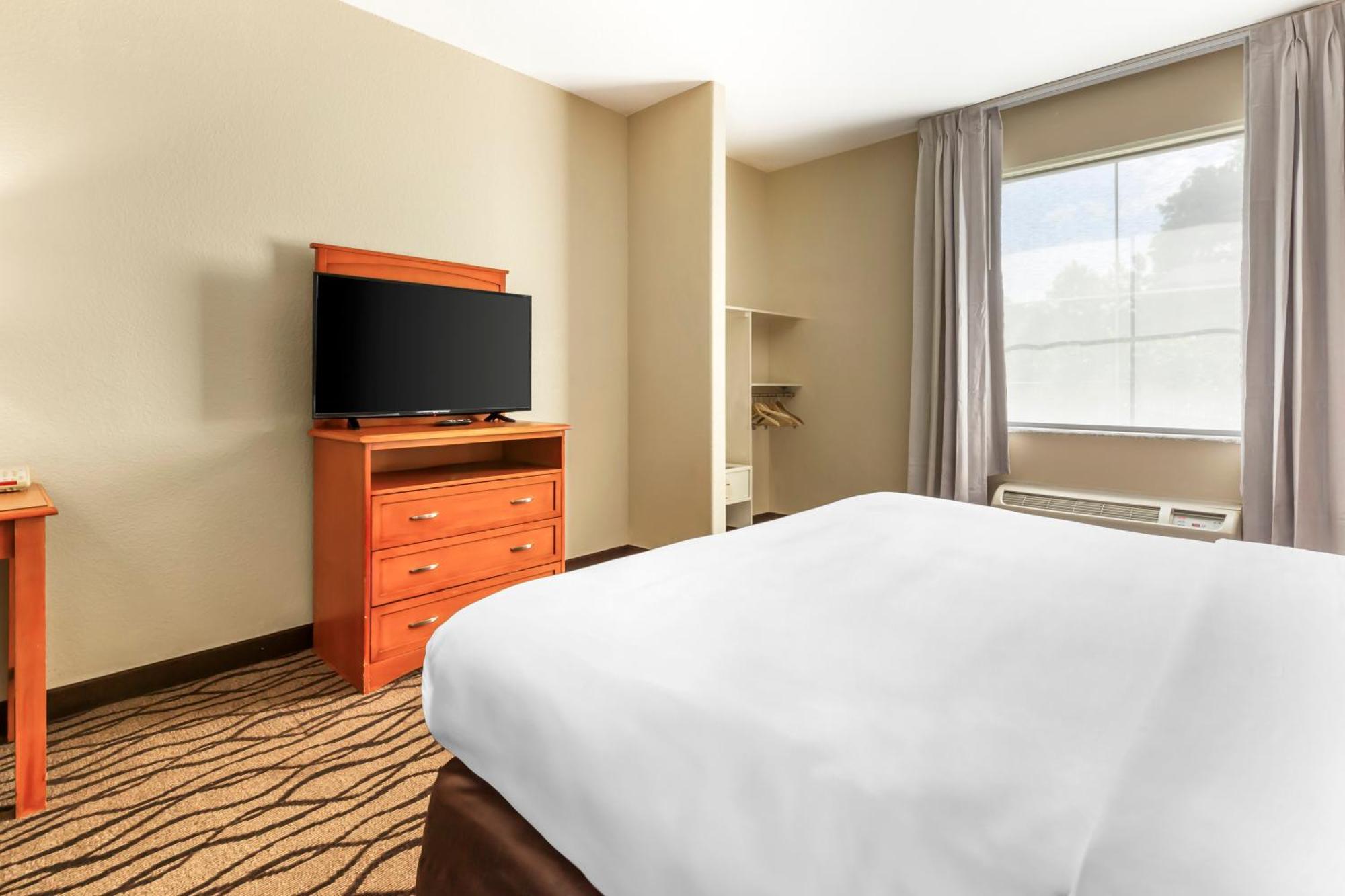 Comfort Inn & Suites Chesapeake - Portsmouth Экстерьер фото