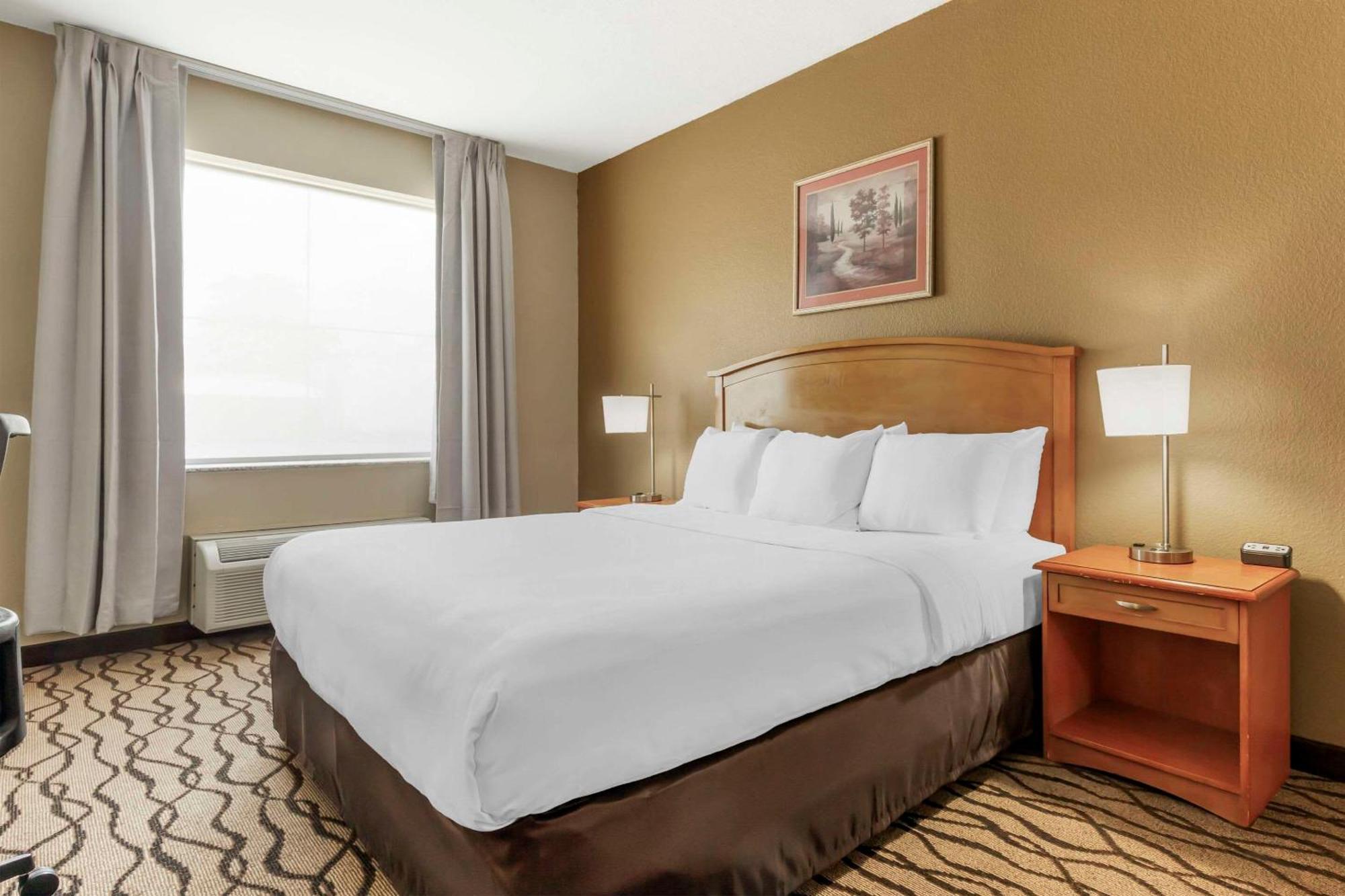 Comfort Inn & Suites Chesapeake - Portsmouth Экстерьер фото