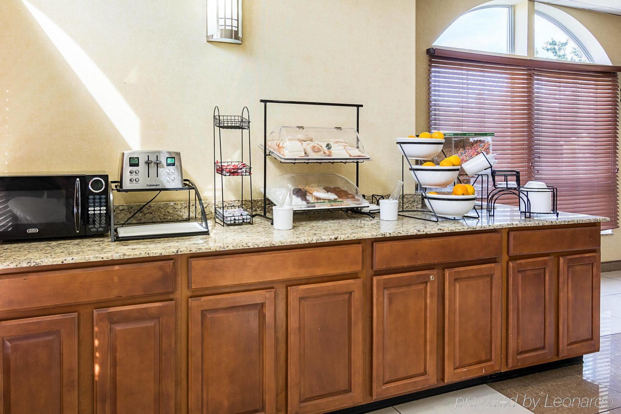 Comfort Inn & Suites Chesapeake - Portsmouth Экстерьер фото