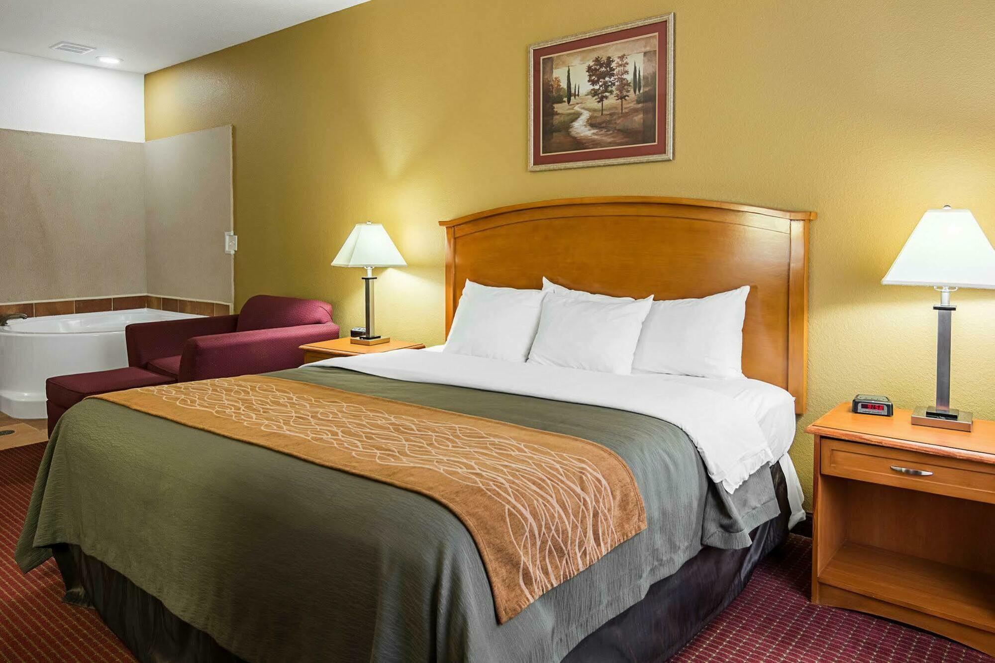 Comfort Inn & Suites Chesapeake - Portsmouth Экстерьер фото