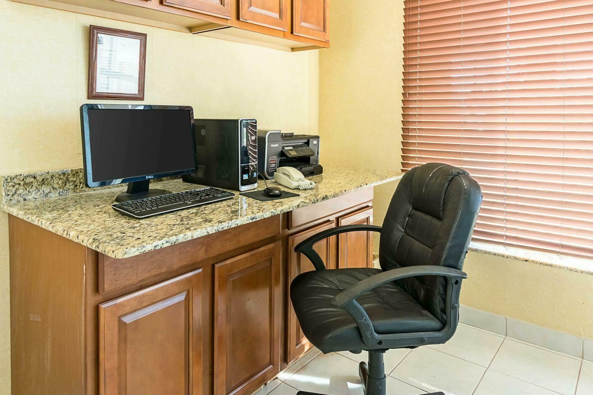 Comfort Inn & Suites Chesapeake - Portsmouth Экстерьер фото