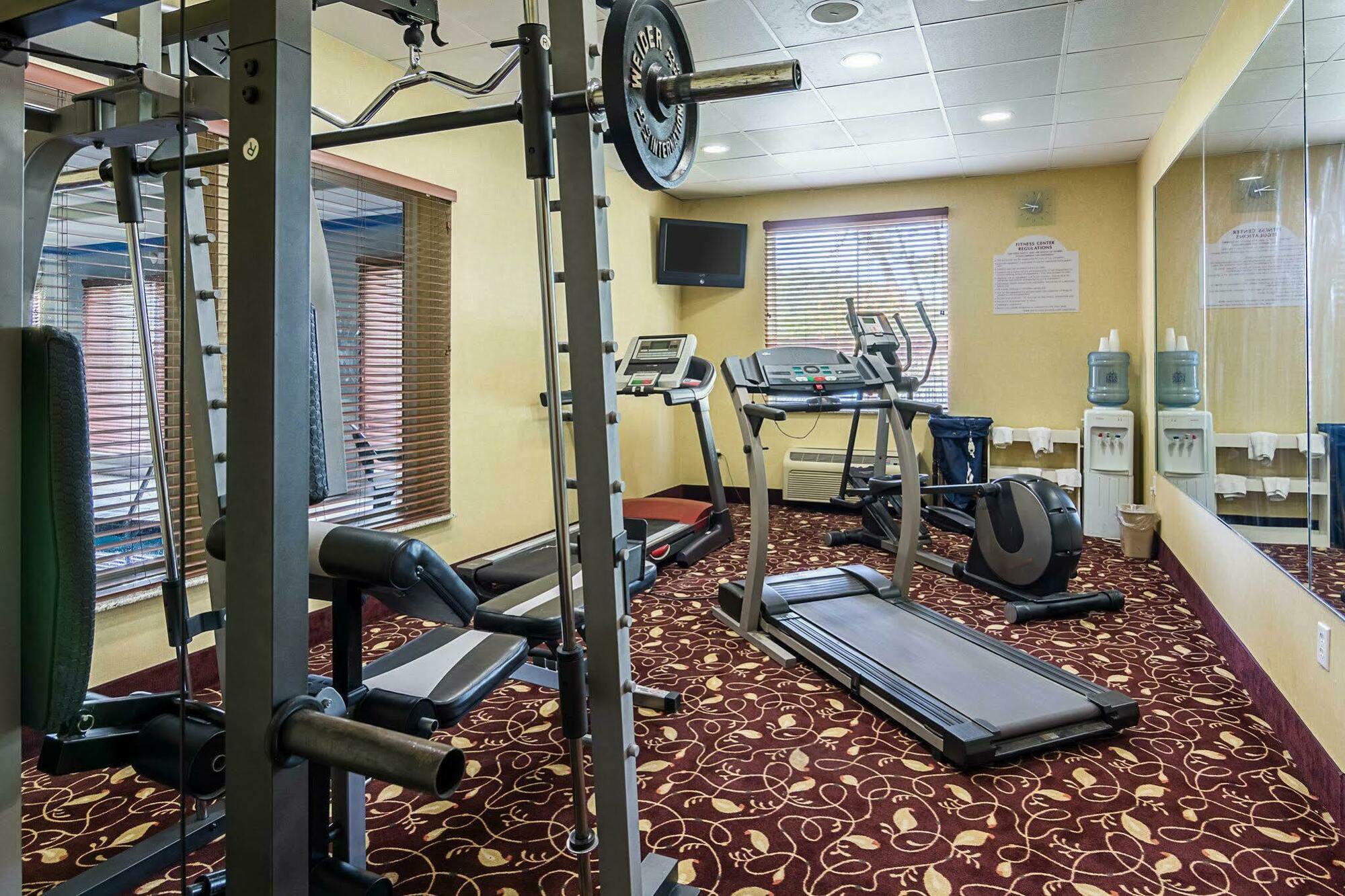 Comfort Inn & Suites Chesapeake - Portsmouth Экстерьер фото